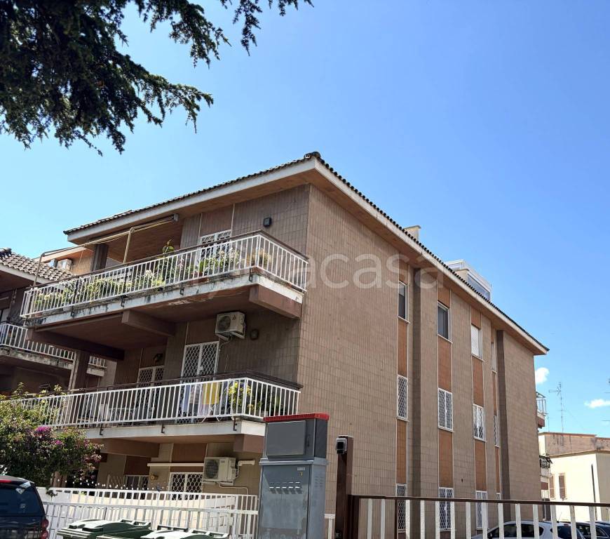 appartamento in vendita a Roma in zona Vitinia