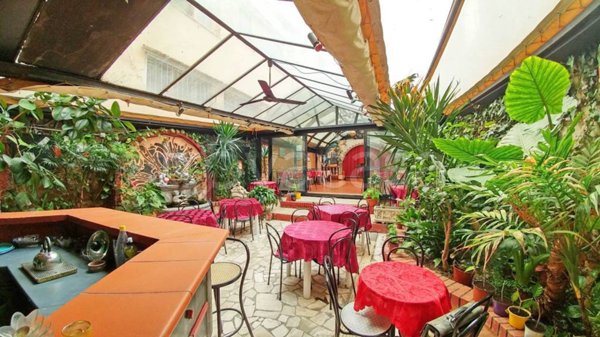 negozio in vendita a Roma in zona Ostiense