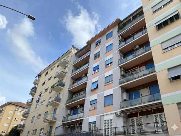 appartamento in vendita a Roma in zona Appio Claudio