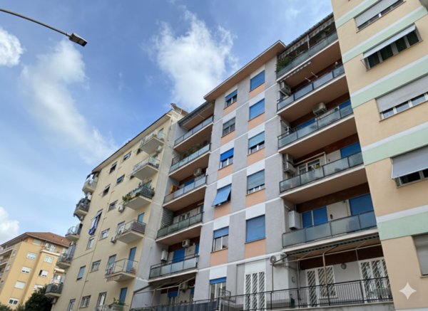 appartamento in vendita a Roma in zona Appio Claudio