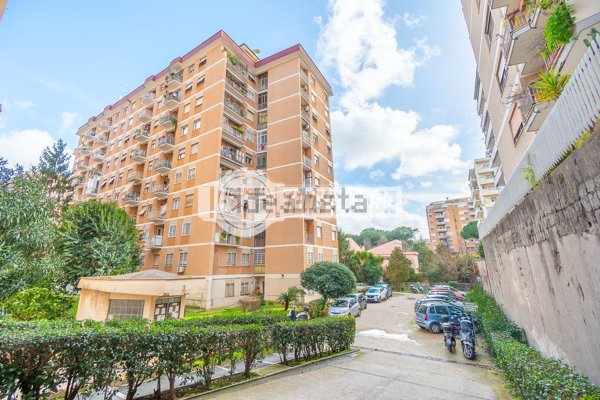 appartamento in vendita a Roma in zona Ostiense