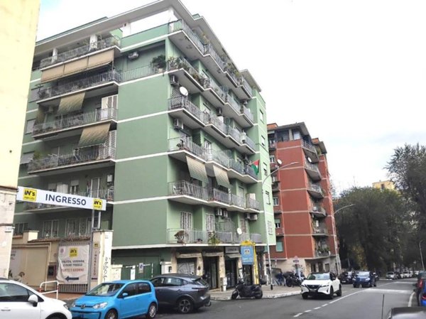 negozio in vendita a Roma in zona Gianicolense