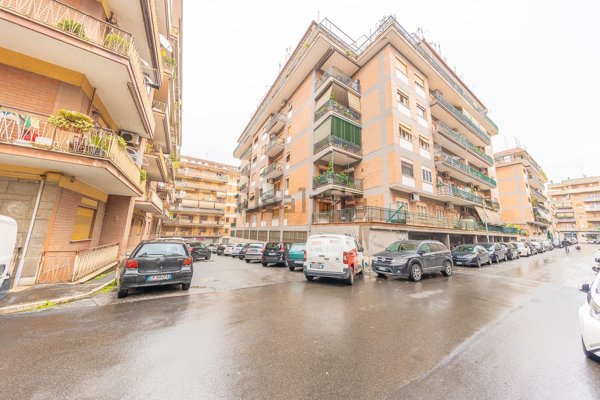 casa indipendente in vendita a Roma in zona Collatino