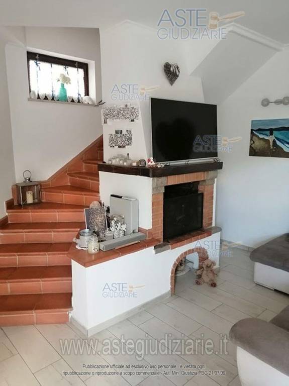 casa indipendente in vendita a Roma in zona Infernetto