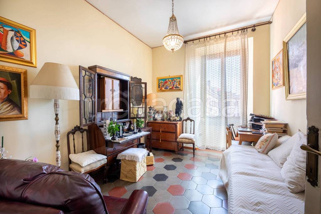 appartamento in vendita a Roma in zona Esquilino