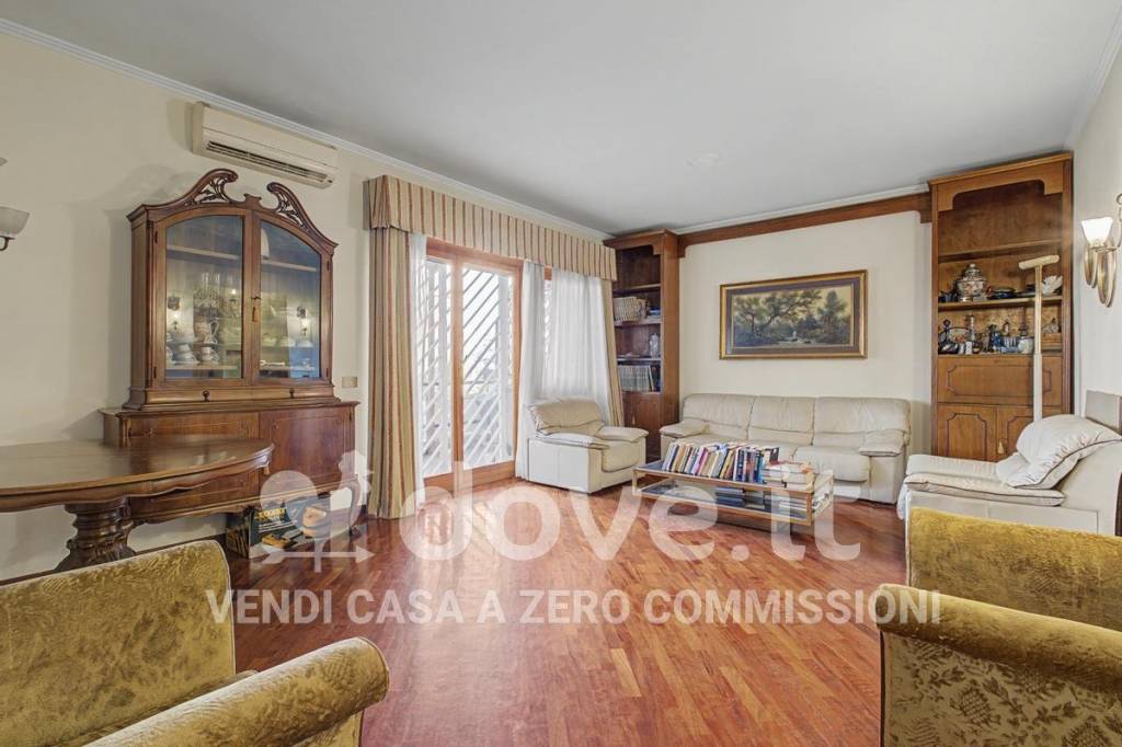 appartamento in vendita a Roma in zona Torrino