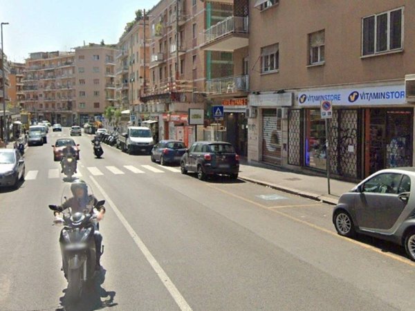 negozio in vendita a Roma in zona Aurelio