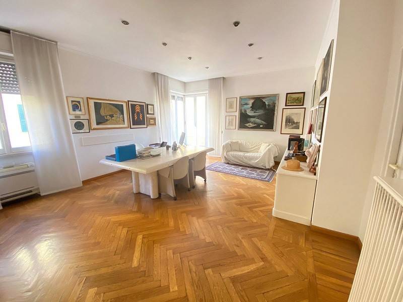 appartamento in vendita a Roma in zona Campo Marzio