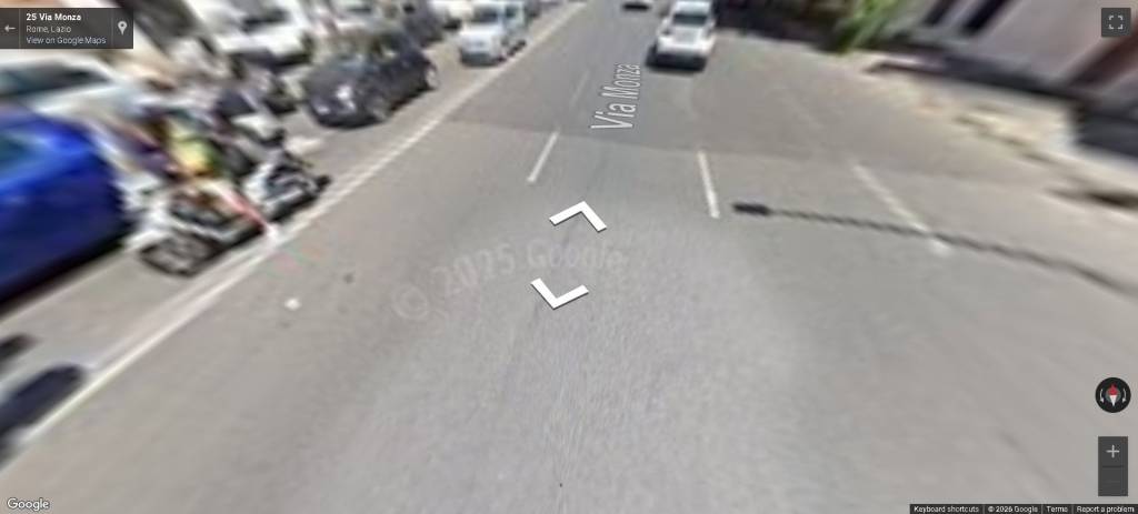 appartamento in vendita a Roma in zona Tuscolano