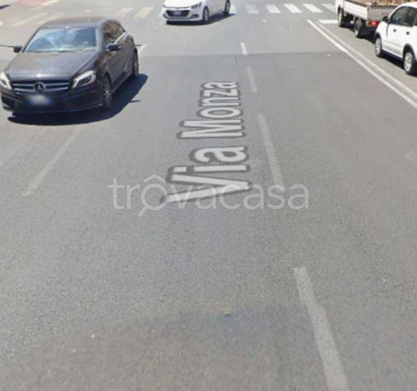 appartamento in vendita a Roma in zona Tuscolano