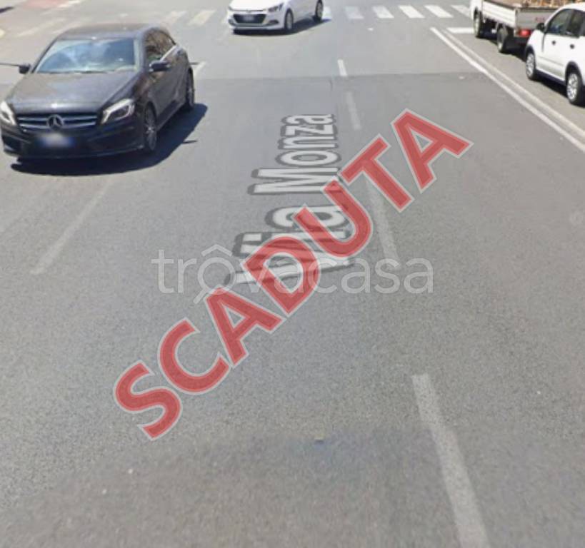 appartamento in vendita a Roma in zona Tuscolano