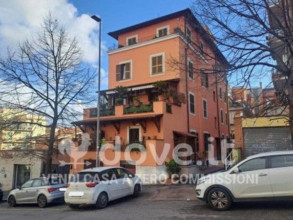 appartamento in vendita a Roma in zona Prenestino-Centocelle