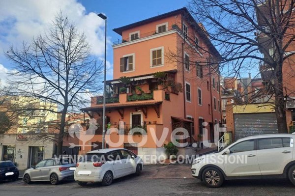 appartamento in vendita a Roma in zona Prenestino-Centocelle
