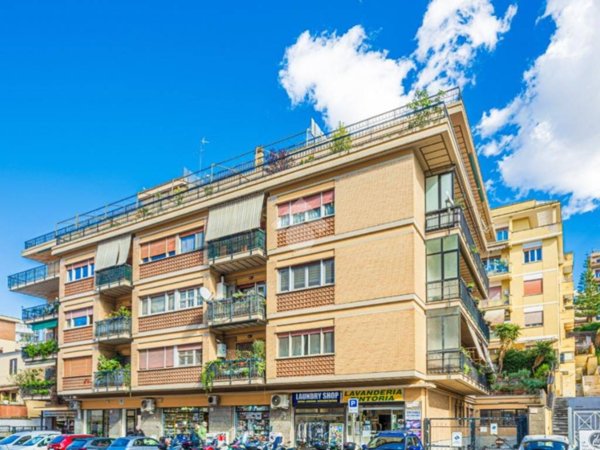 appartamento in vendita a Roma in zona Aurelio