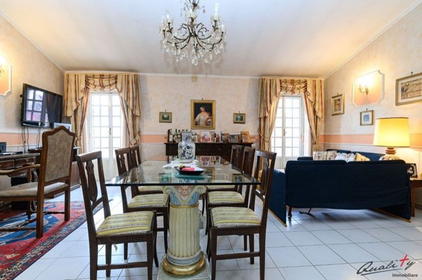 appartamento in vendita a Roma in zona Giardini di Corcolle