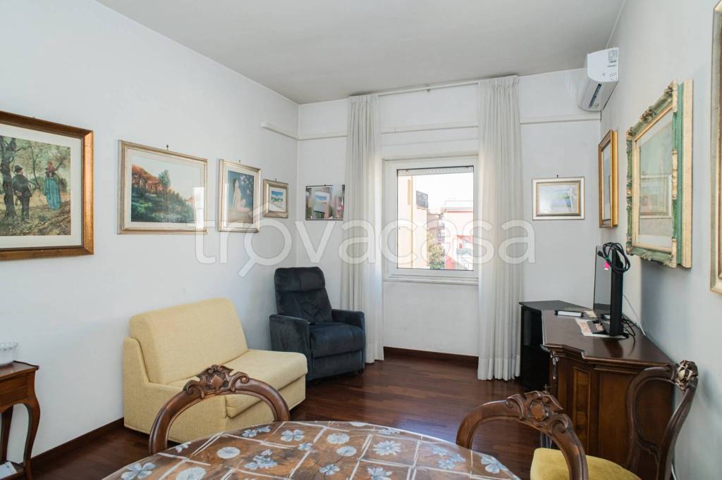 appartamento in vendita a Roma in zona Portuense