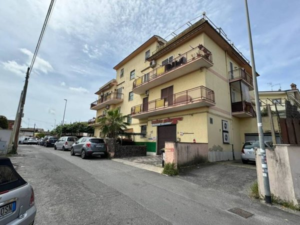 negozio in vendita a Roma in zona Acilia