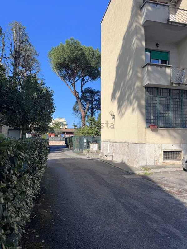 appartamento in vendita a Roma in zona Prenestino-Centocelle