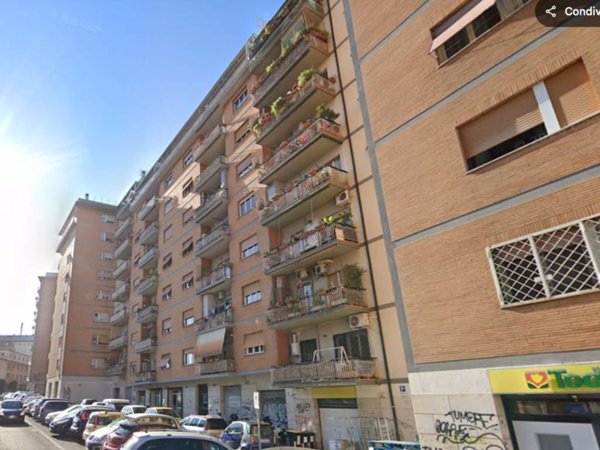 appartamento in vendita a Roma in zona Tiburtino