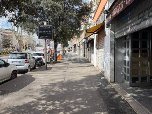 negozio in vendita a Roma in zona Gianicolense