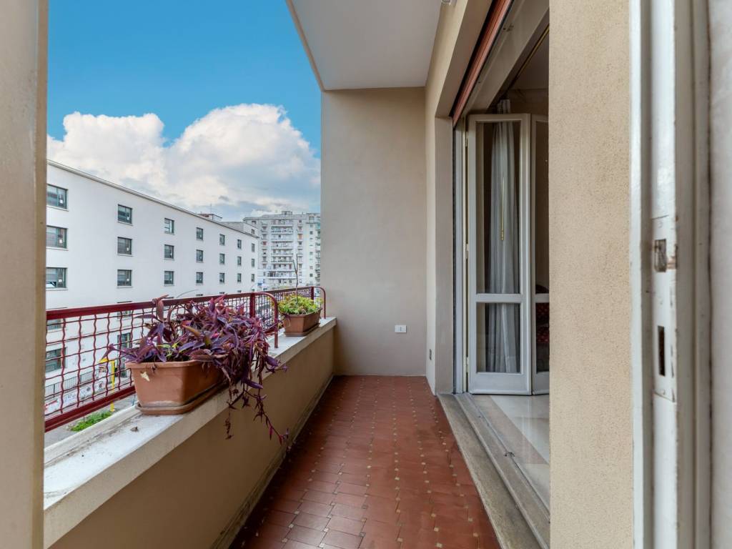 appartamento in vendita a Roma in zona Tuscolano