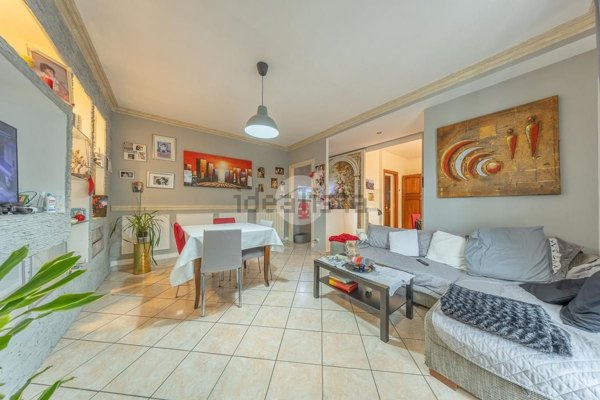 appartamento in vendita a Roma in zona Lunghezza