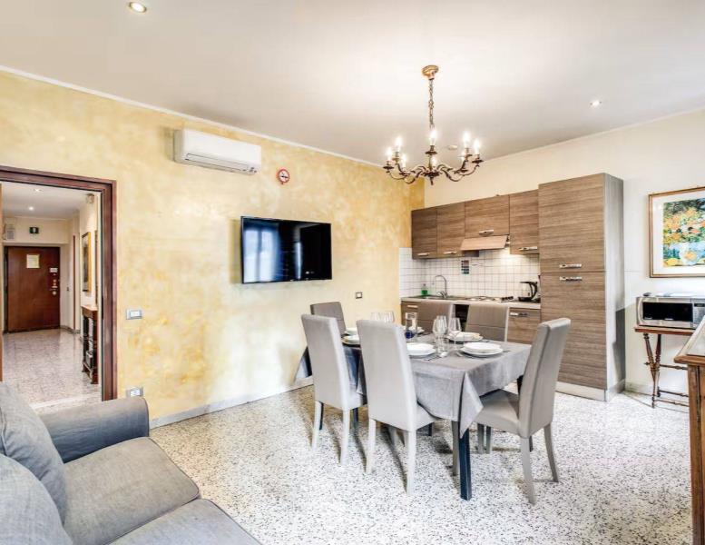 appartamento in vendita a Roma in zona Celio