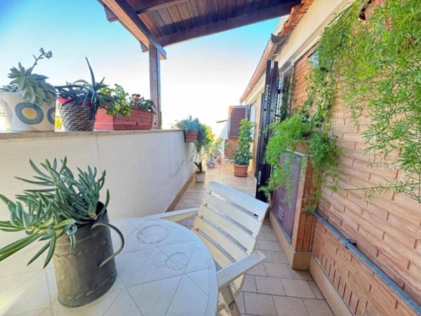 appartamento in vendita a Roma in zona Ostia