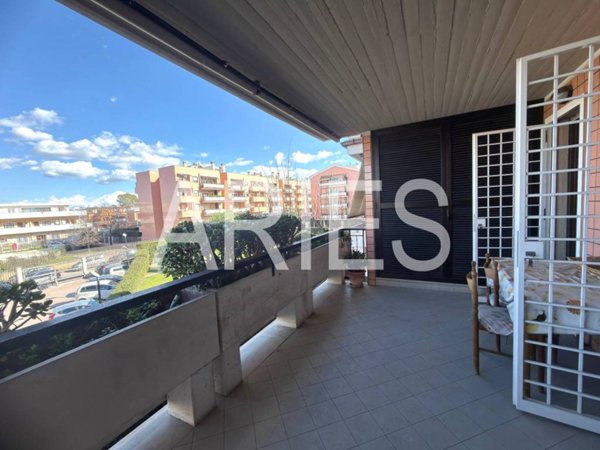 appartamento in vendita a Roma in zona Casal Palocco