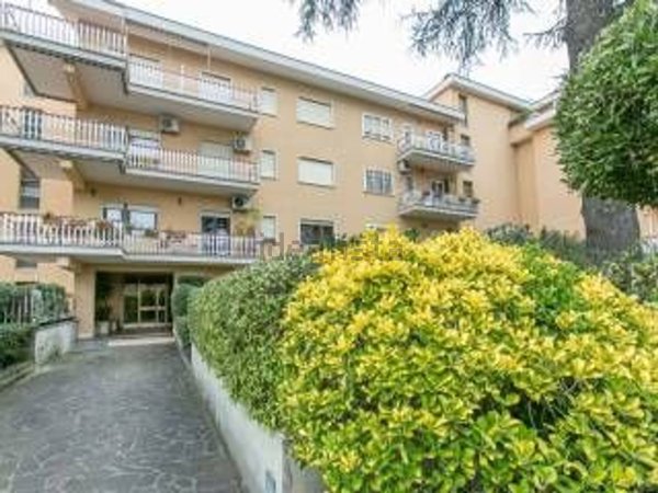 appartamento in vendita a Roma in zona Casal Morena