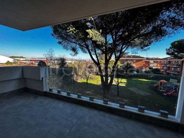 appartamento in vendita a Roma in zona Torre Maura