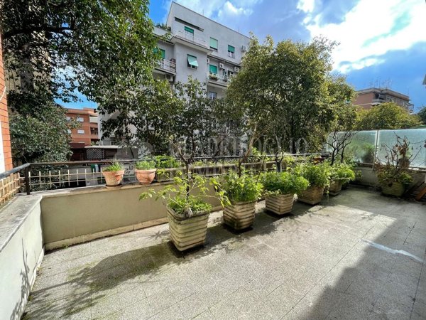 appartamento in vendita a Roma in zona Prenestino-Labicano