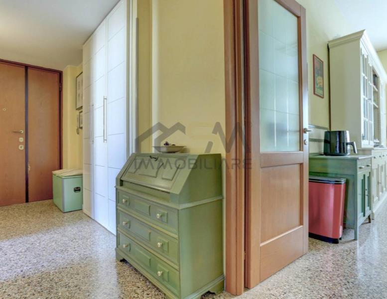 appartamento in vendita a Roma in zona Ostiense