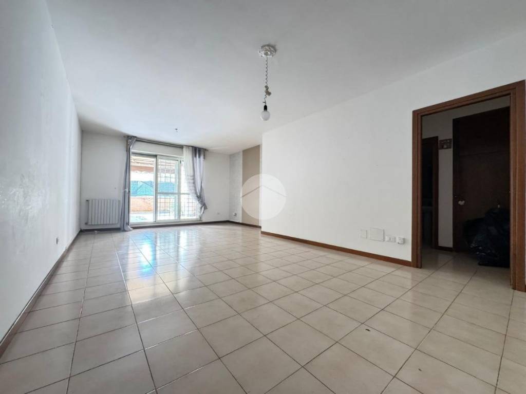 appartamento in vendita a Roma in zona Ardeatino