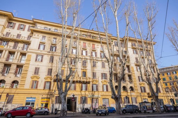 appartamento in vendita a Roma in zona Rione Prati