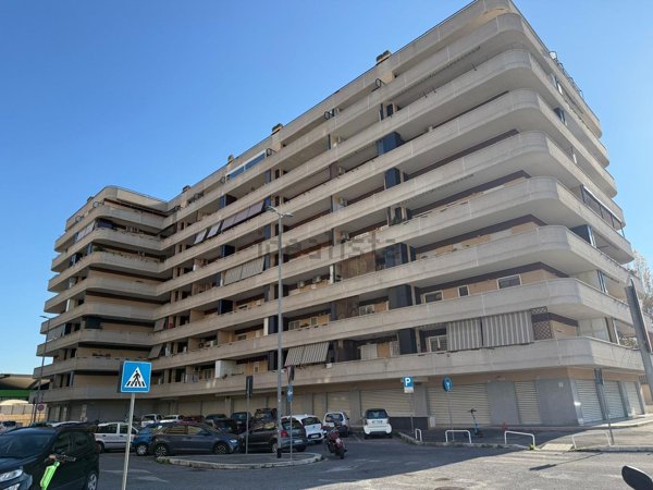 appartamento in vendita a Roma in zona Appio Claudio