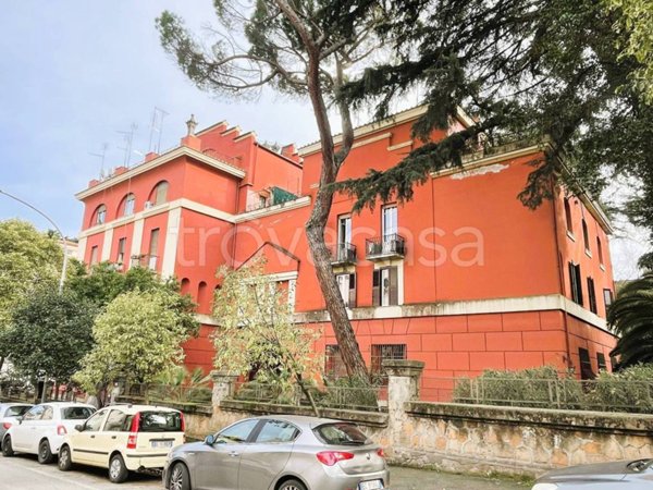 appartamento in vendita a Roma in zona Gianicolense