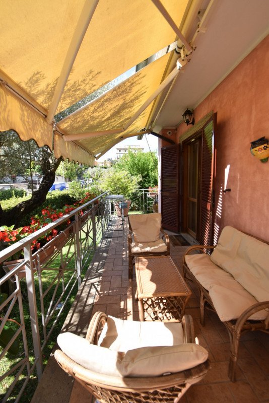 casa indipendente in vendita a Roma in zona Corviale