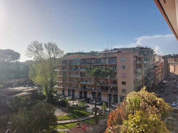 appartamento in vendita a Roma in zona Aurelio