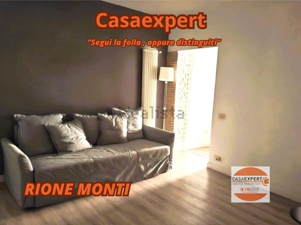 appartamento in vendita a Roma in zona Rione Monti/Campitelli