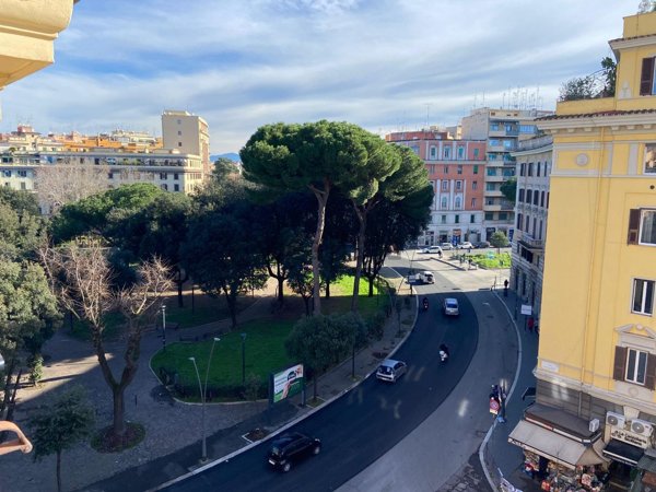 appartamento in vendita a Roma in zona Appio Latino
