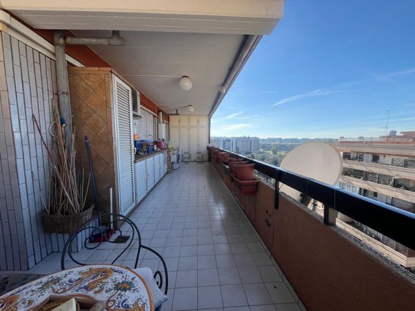 appartamento in vendita a Roma in zona Ardeatino