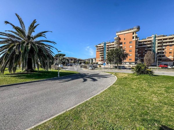 appartamento in vendita a Roma in zona Infernetto