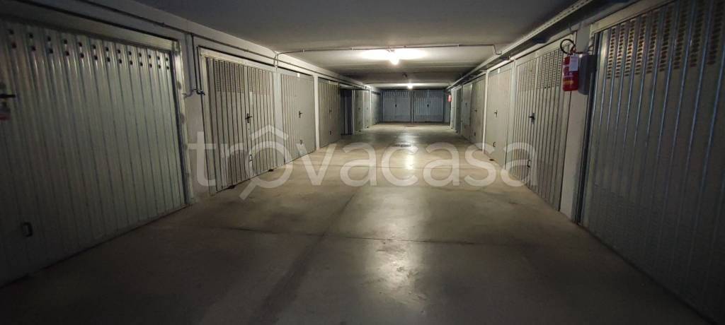 casa indipendente in vendita a Roma in zona Ardeatino