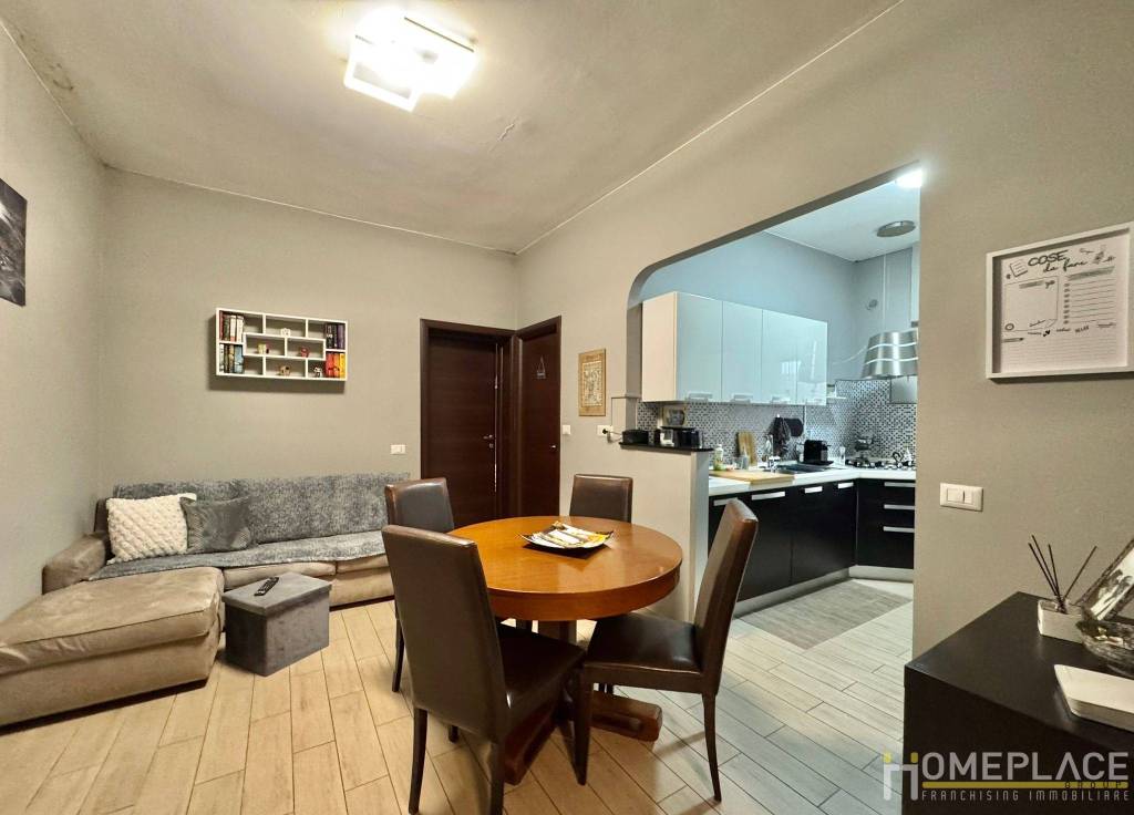 appartamento in vendita a Roma in zona Tor Bella Monaca