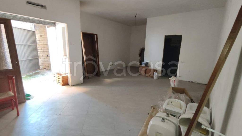 appartamento in vendita a Roma in zona Selva Candida