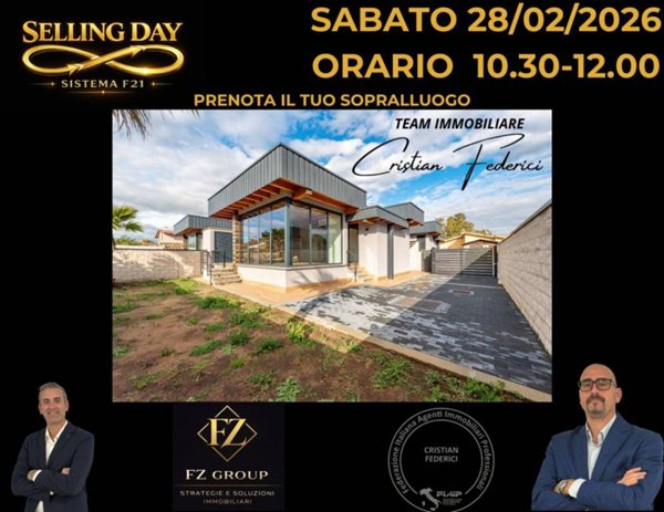 casa indipendente in vendita a Roma in zona Casal Palocco