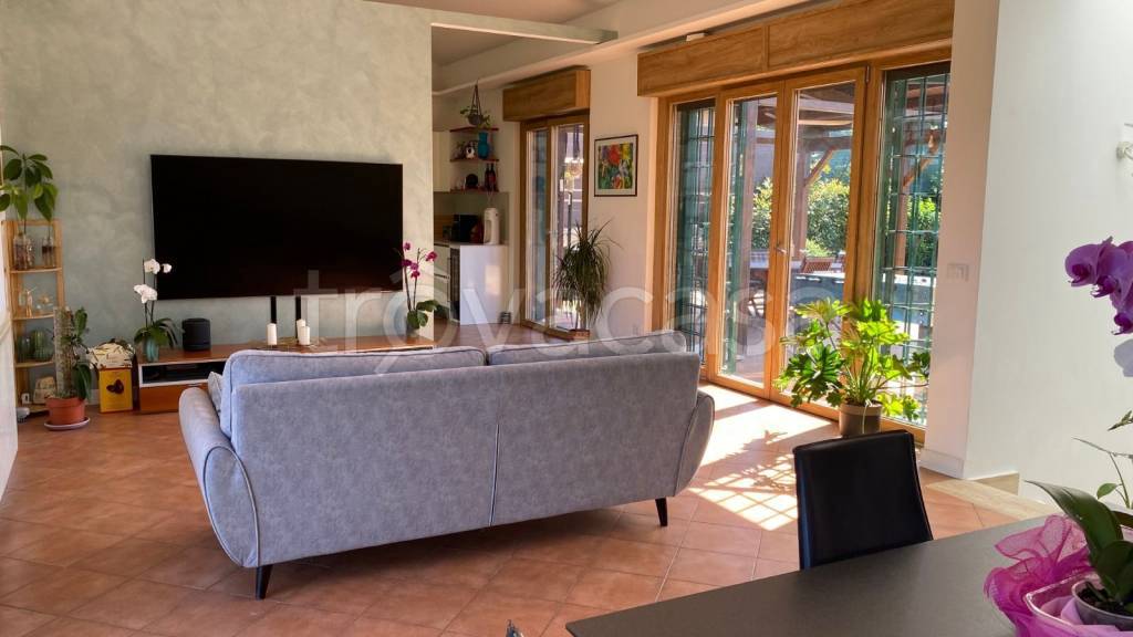 casa indipendente in vendita a Roma in zona EUR