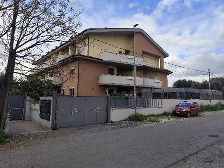 appartamento in vendita a Roma in zona Finocchio