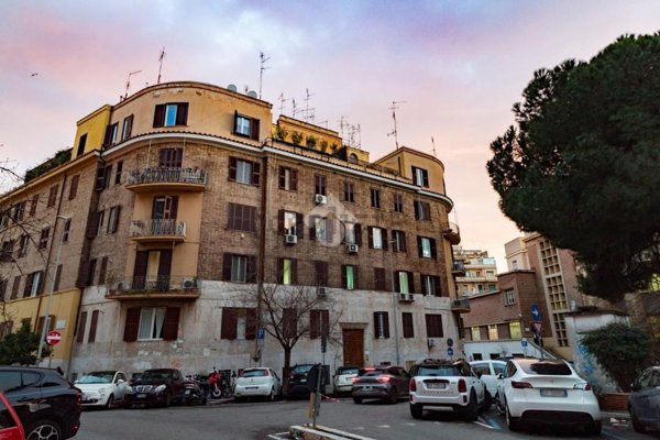 appartamento in vendita a Roma in zona Nomentano